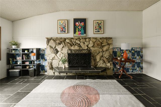 6834 Shoshone, Lake Balboa, CA 91406