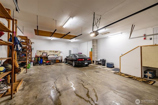 401 Stanford Drive, Mount Vernon, WA 98273