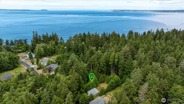 3086 Spahr Road, Greenbank, WA 98253