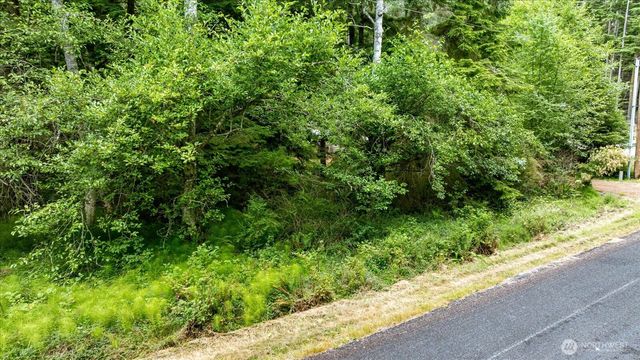 3086 Spahr Road, Greenbank, WA 98253