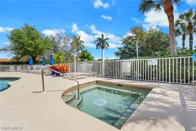 2750 Cypress Trace CIR 2634, Naples, FL 34119