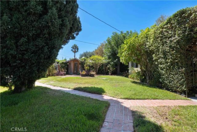 6438 Orion Avenue, Van Nuys, CA 91406