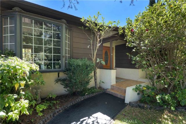 6438 Orion Avenue, Van Nuys, CA 91406