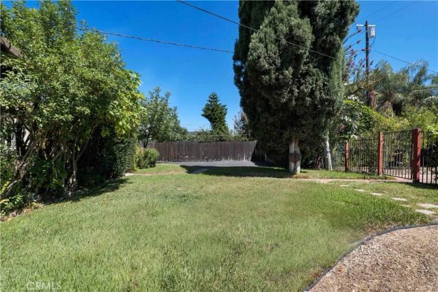 6438 Orion Avenue, Van Nuys, CA 91406