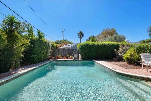 6438 Orion Avenue, Van Nuys, CA 91406