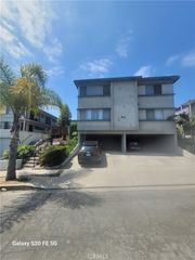 5621 Edgemar Avenue, Los Angeles, CA 90043