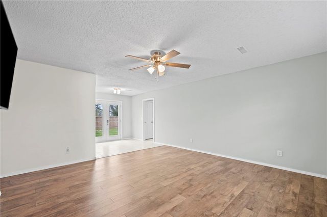 103 NW J Street, Bentonville, AR 72712