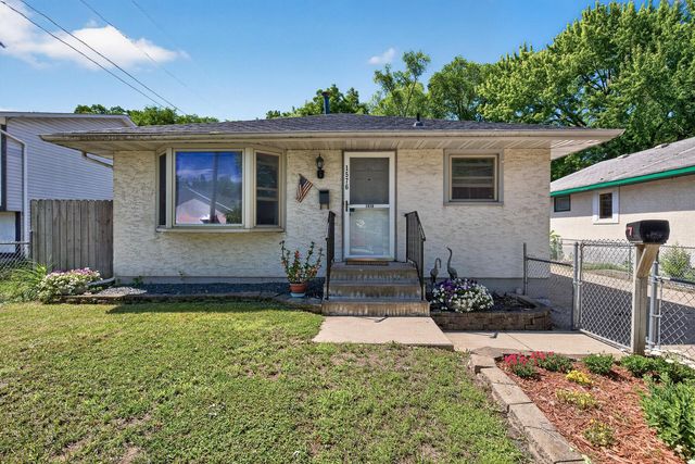 1576 Case Avenue, Saint Paul, MN 55106