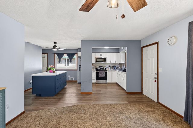 1576 Case Avenue, Saint Paul, MN 55106