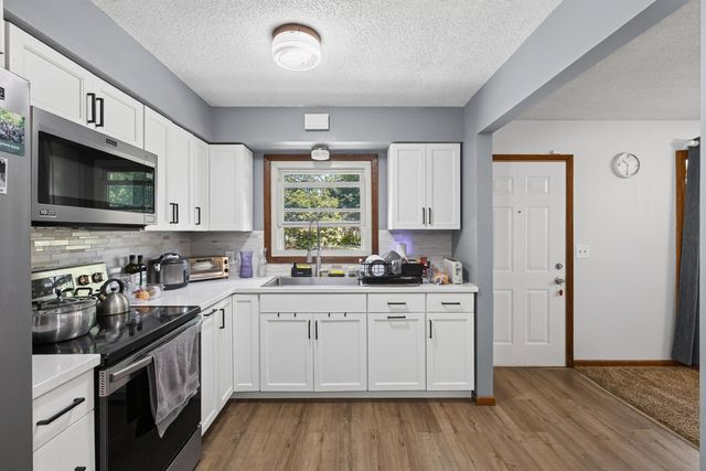 1576 Case Avenue, Saint Paul, MN 55106