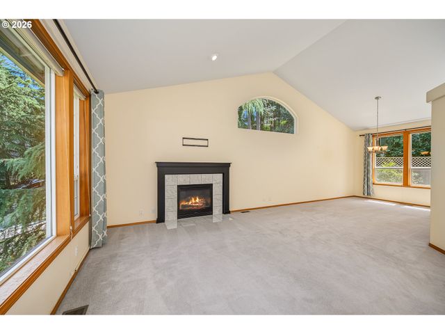 3826 BRIGHTON Ave, Eugene, OR 97405
