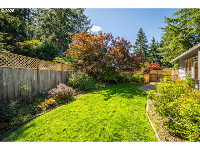 3826 BRIGHTON Ave, Eugene, OR 97405