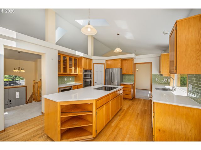 3826 BRIGHTON Ave, Eugene, OR 97405