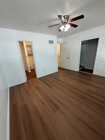 3078 W Sycamore Circle, Euless, TX 76040