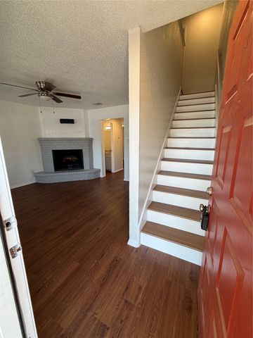 3078 W Sycamore Circle, Euless, TX 76040