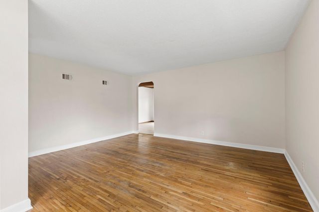 802 Center Street, North Mankato, MN 56003