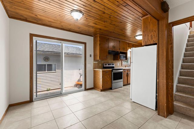 802 Center Street, North Mankato, MN 56003