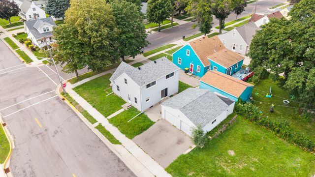 802 Center Street, North Mankato, MN 56003