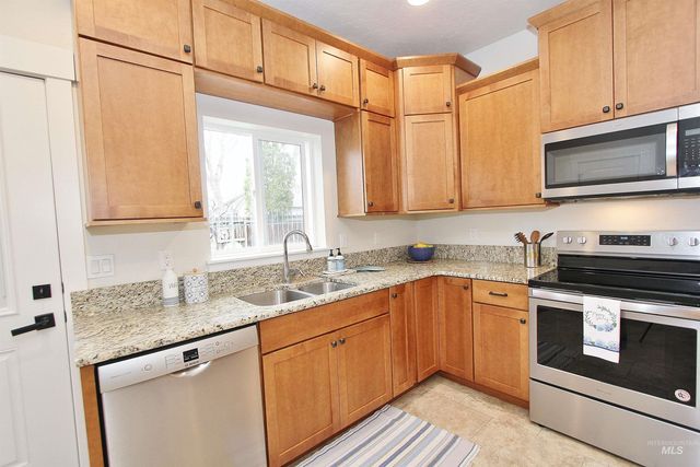 844 W Rollins St, Boise, ID 83706