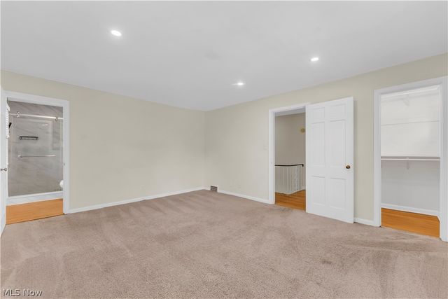 4089 Washington Boulevard, University Heights, OH 44118