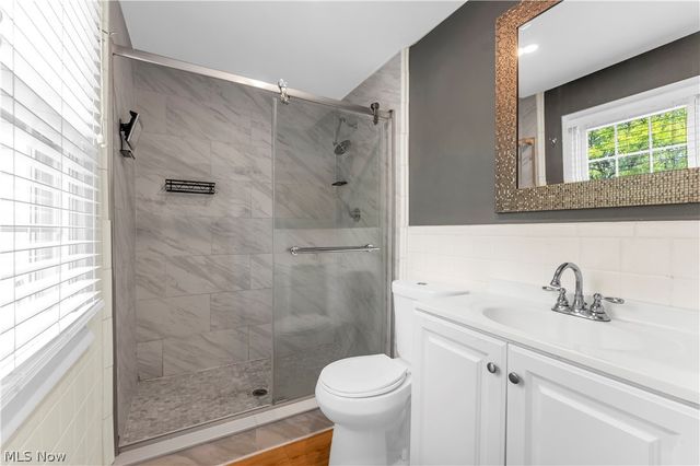 4089 Washington Boulevard, University Heights, OH 44118