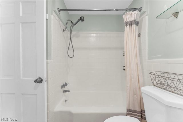 4089 Washington Boulevard, University Heights, OH 44118