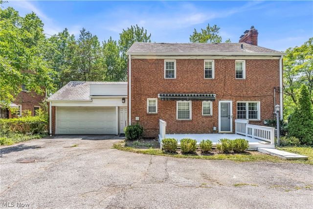 4089 Washington Boulevard, University Heights, OH 44118