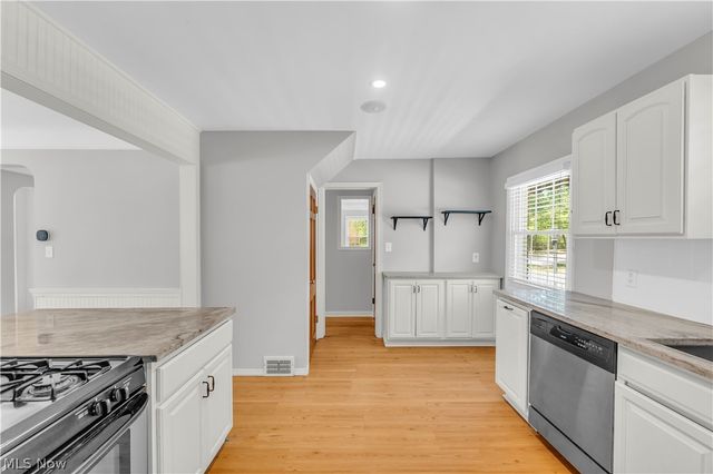 4089 Washington Boulevard, University Heights, OH 44118