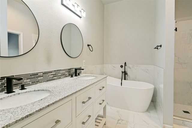 429 Angler Drive, Crowley, TX 76036