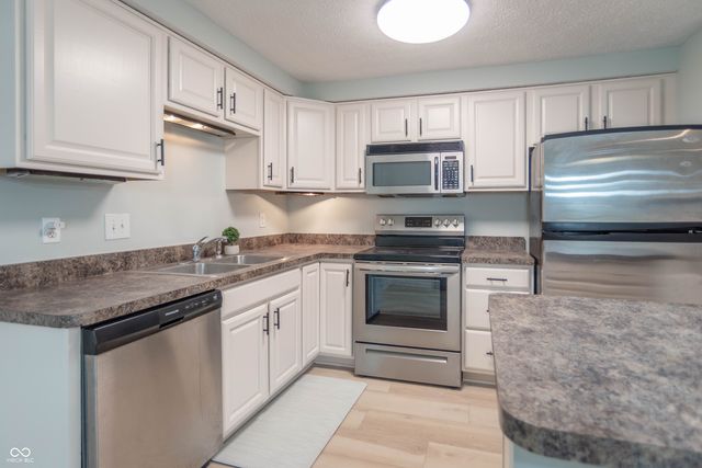 543 N Odell Street, Brownsburg, IN 46112