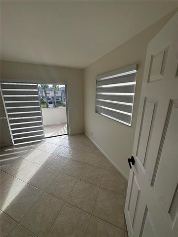 319 Normandy G 319, Delray Beach, FL 33484