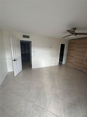 319 Normandy G 319, Delray Beach, FL 33484