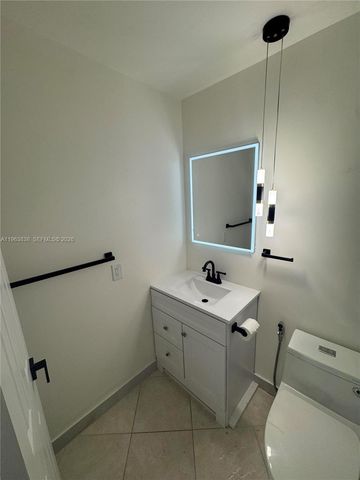 319 Normandy G 319, Delray Beach, FL 33484