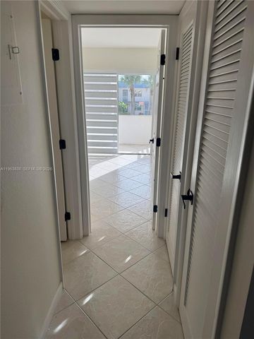 319 Normandy G 319, Delray Beach, FL 33484
