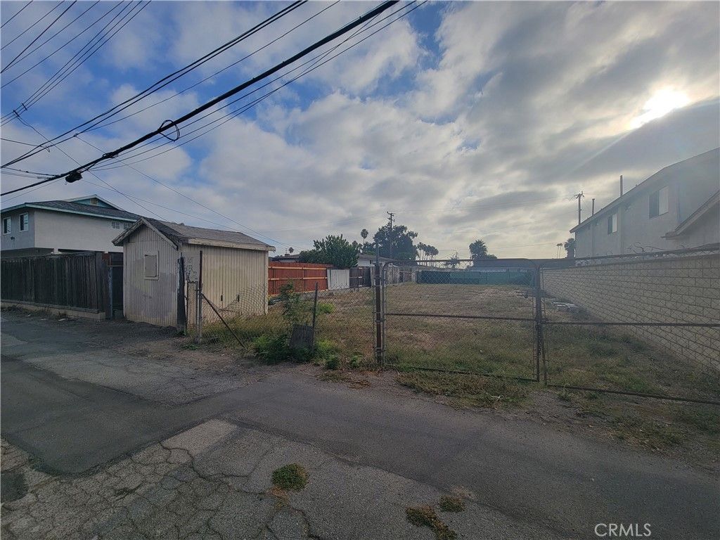17101 B Lane, Huntington Beach, CA 92647 — photo 4