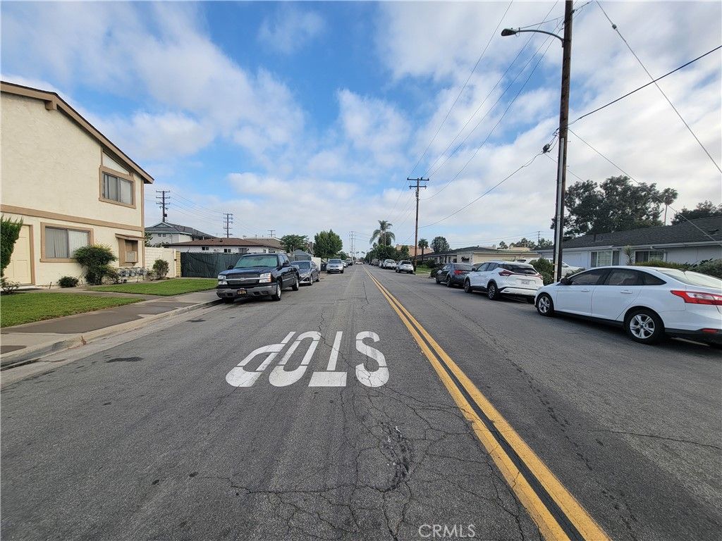 17101 B Lane, Huntington Beach, CA 92647 — photo 5