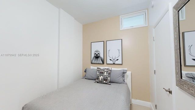 19370 Collins Avenue PH-11, Sunny Isles Beach, FL 33160