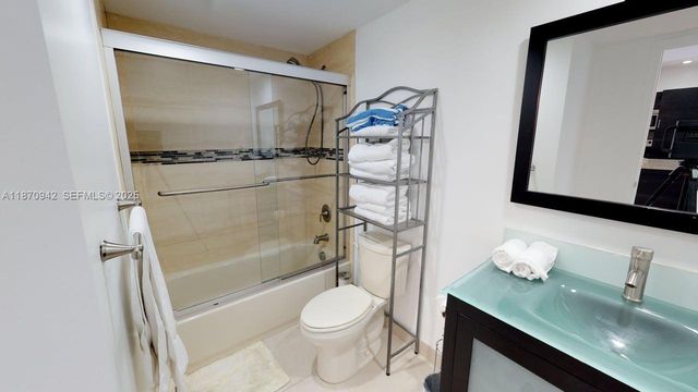 19370 Collins Avenue PH-11, Sunny Isles Beach, FL 33160