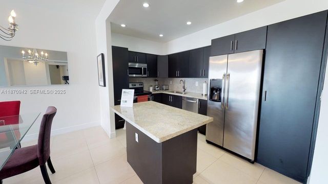 19370 Collins Avenue PH-11, Sunny Isles Beach, FL 33160