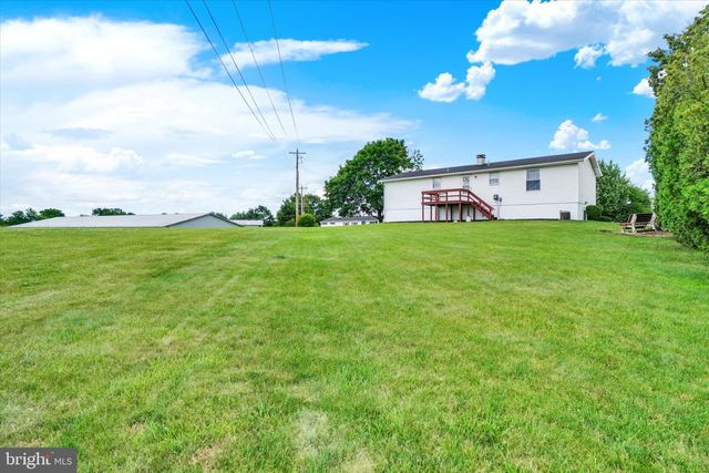 603 OAKWOOD DR, Dover, PA 17315