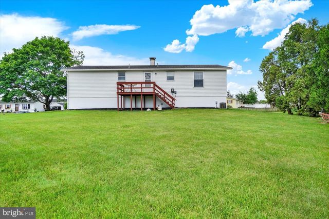 603 OAKWOOD DR, Dover, PA 17315