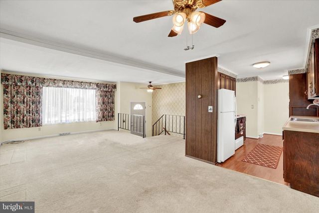 603 OAKWOOD DR, Dover, PA 17315