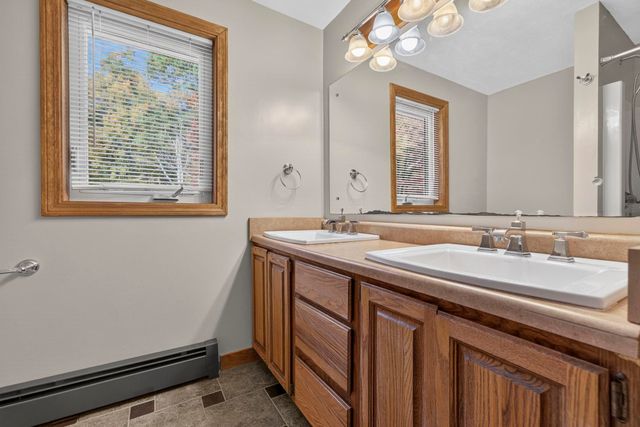 3 Derby Road, Derry, NH 03038