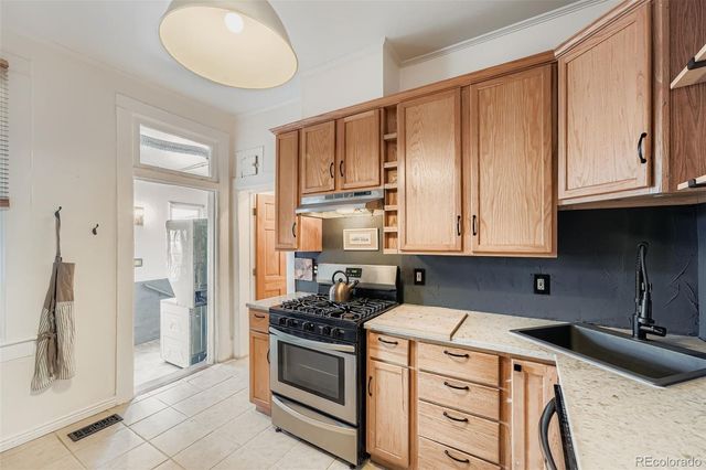 2955 N Columbine Street, Denver, CO 80205