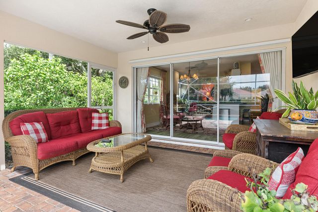 7910 Pine Island Way, West Palm Beach, FL 33411