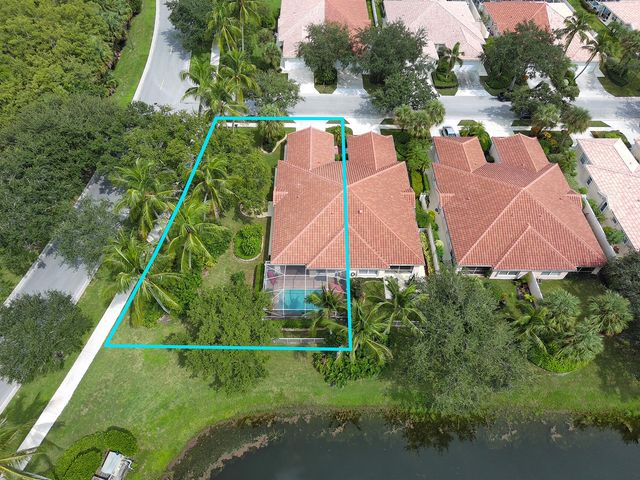 7910 Pine Island Way, West Palm Beach, FL 33411