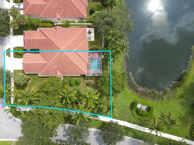 7910 Pine Island Way, West Palm Beach, FL 33411