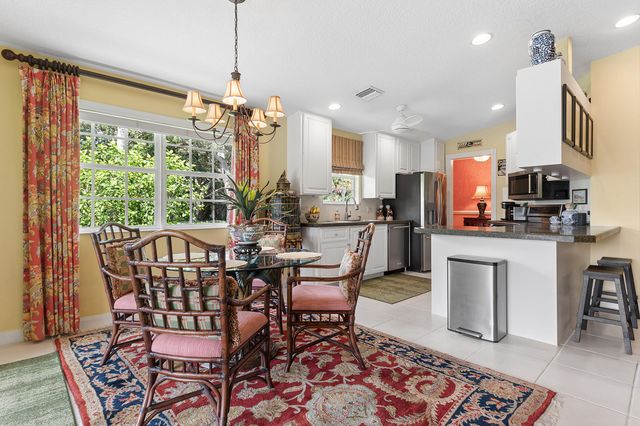 7910 Pine Island Way, West Palm Beach, FL 33411