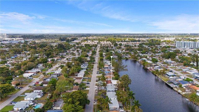 4157 SW 49th Court, Dania Beach, FL 33314