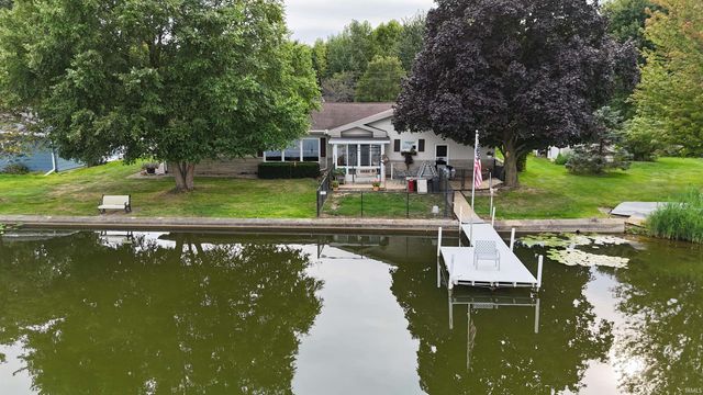 706 W Neher Road, Silver Lake, IN 46982